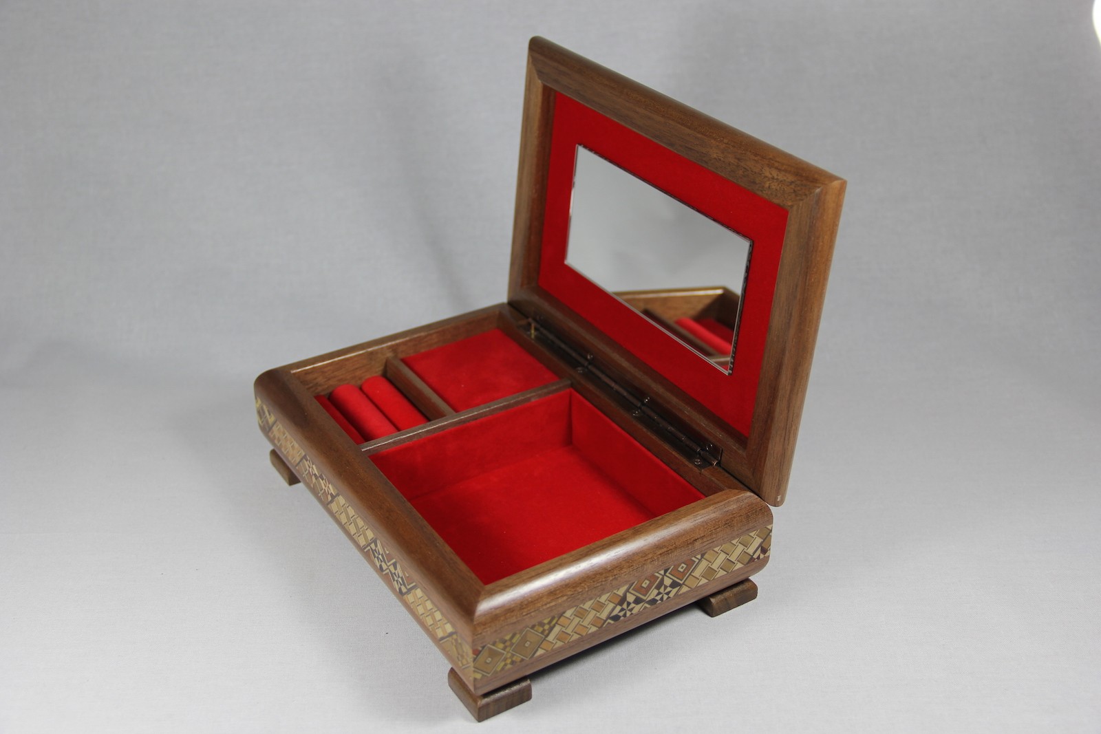 7 SUN JEWELLERY MUSIC BOX