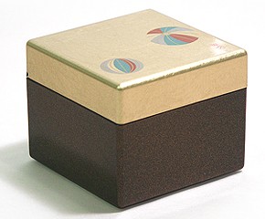 Lacquer Box - Golden Temari Case