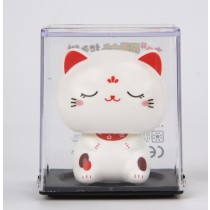 Solar White Cat Closed Eyes 5.8 x 5 x 6.5 cm