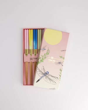 Chopstick Gift Set Wooden Pink Dragonfly