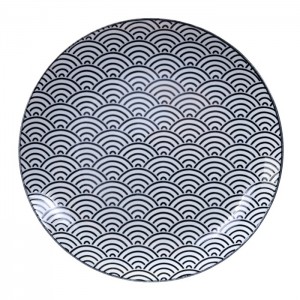 Nippon Black Plate 25.7x3cm Wave